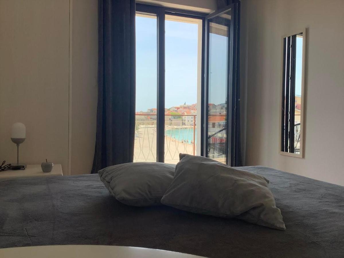 Rooms 22 - Beachfront Primosten Exterior photo